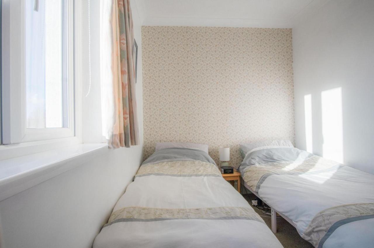 Maytree Cottage - 4 Bedroom Holiday Home - เท็นบี ภายนอก รูปภาพ