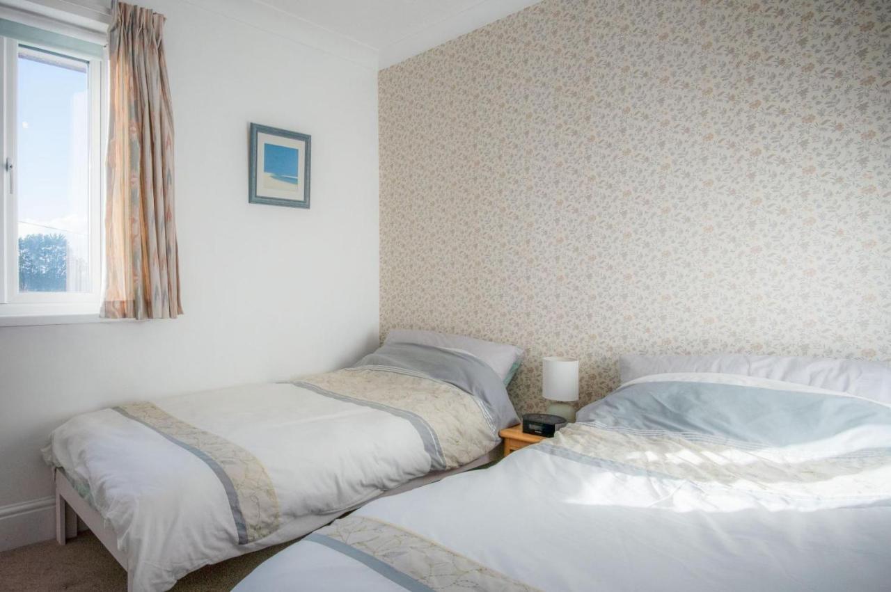 Maytree Cottage - 4 Bedroom Holiday Home - เท็นบี ภายนอก รูปภาพ